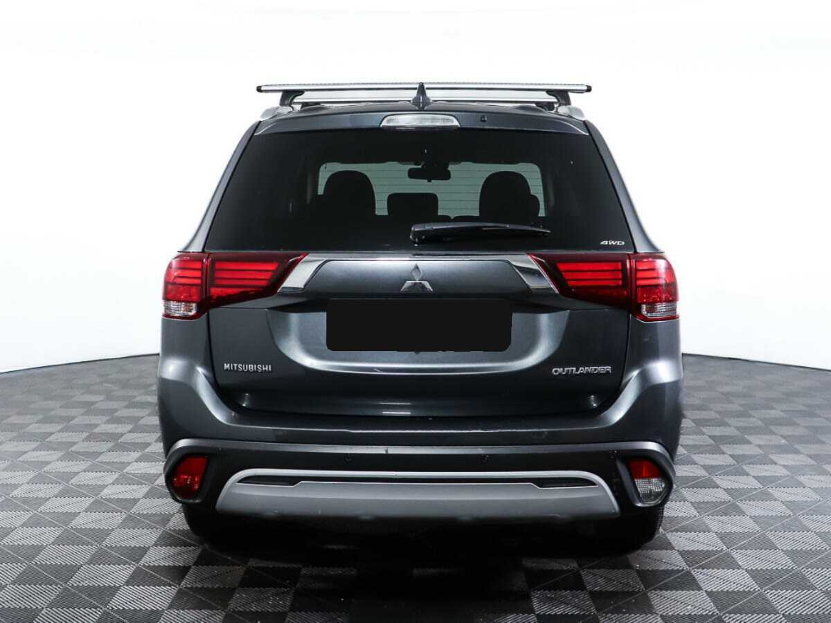 Mitsubishi Outlander с пробегом — 2020 год. Фото: #6