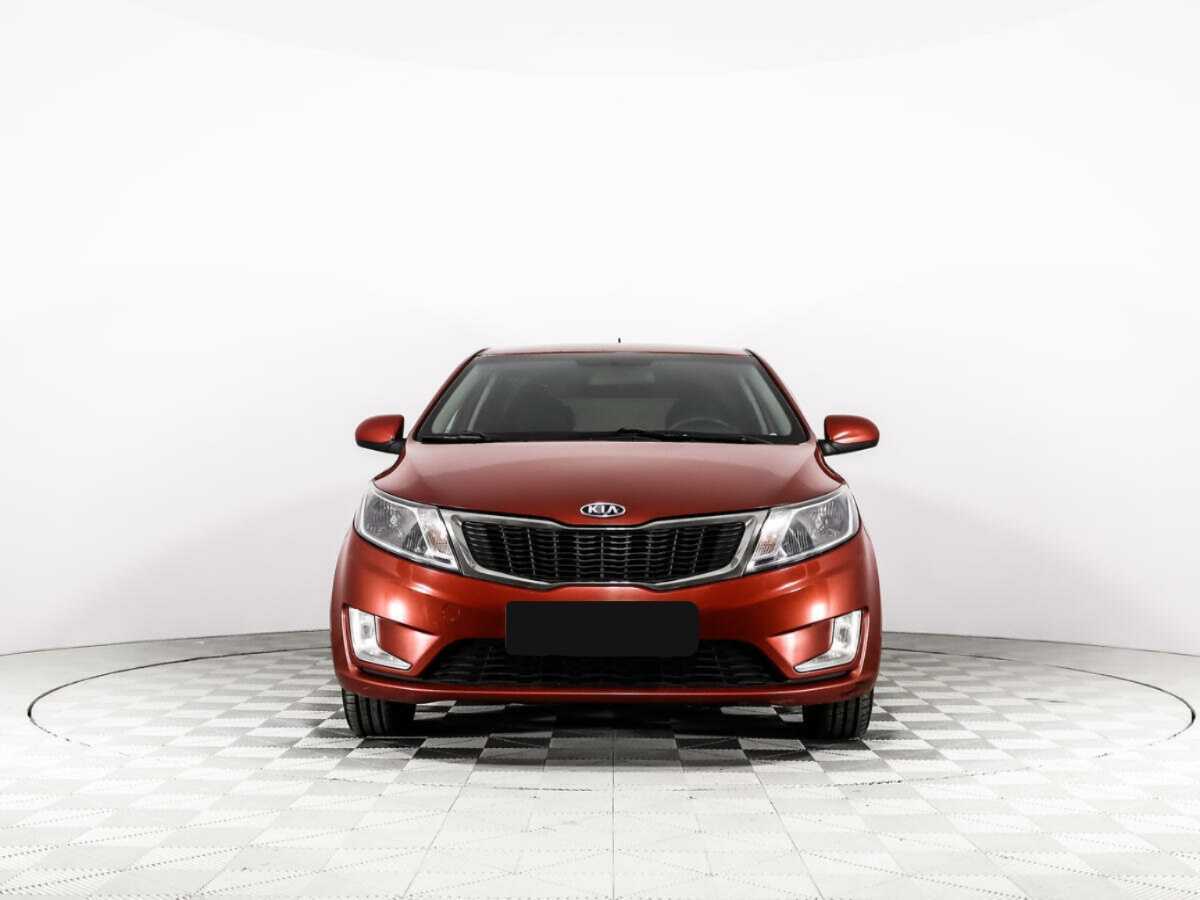 Kia Rio с пробегом — 2012 год. Фото: #1