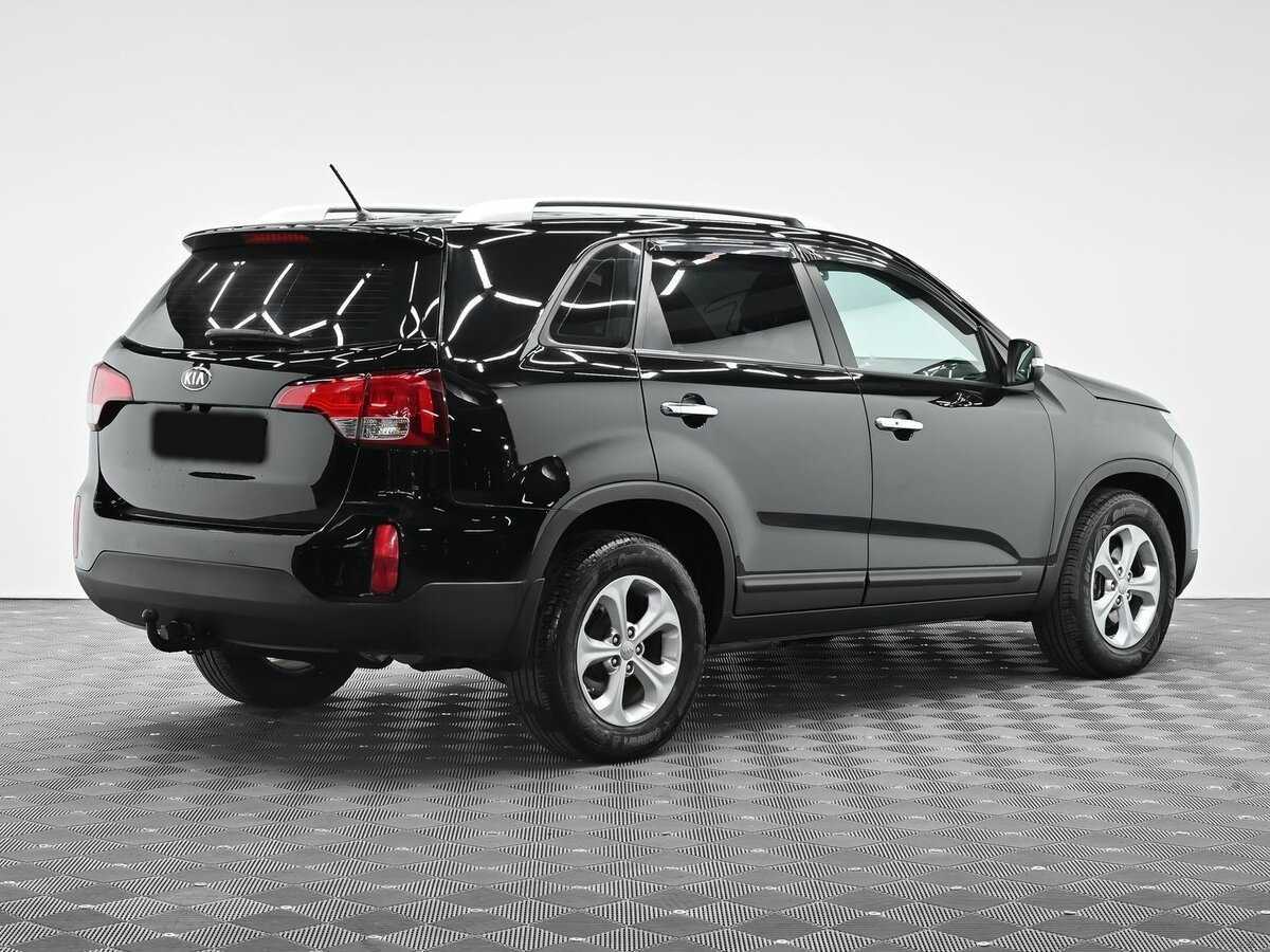 Kia Sorento с пробегом — 2015 год. Фото: #2