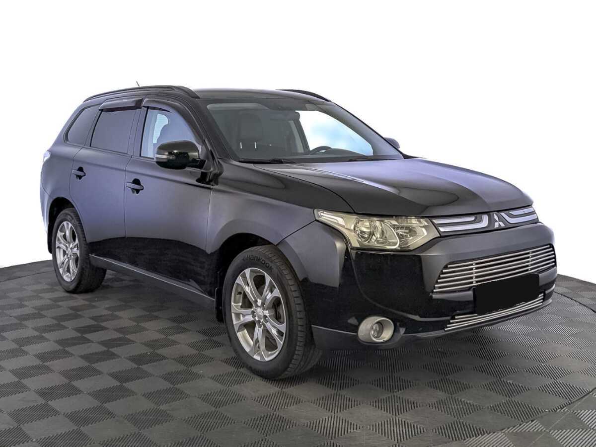Mitsubishi Outlander с пробегом — 2012 год. Фото: #2