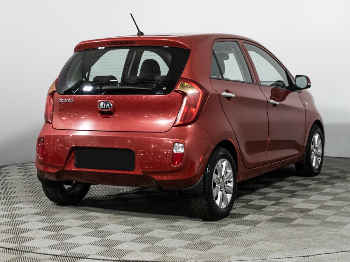 Kia Picanto с пробегом — 2014 год. Фото: #4