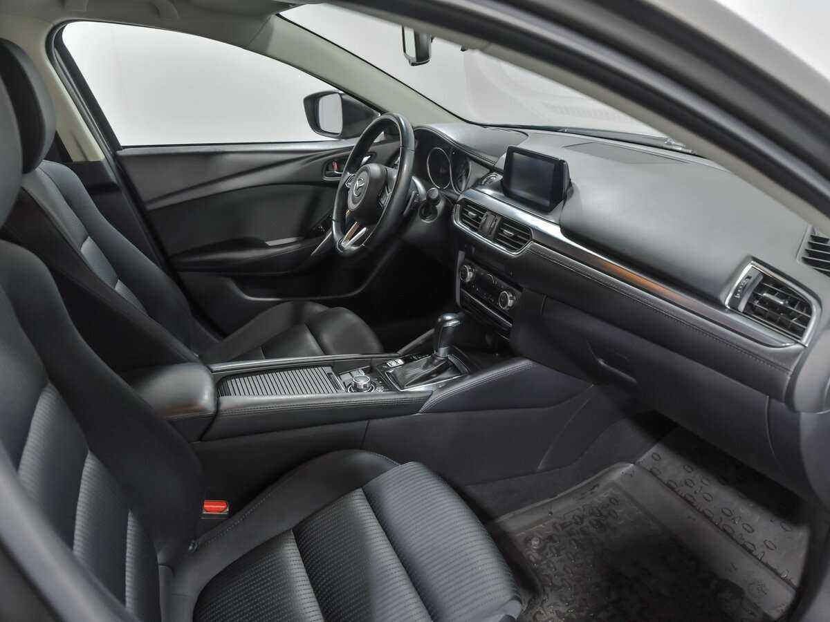 Mazda 6 с пробегом — 2018 год. Фото: #16
