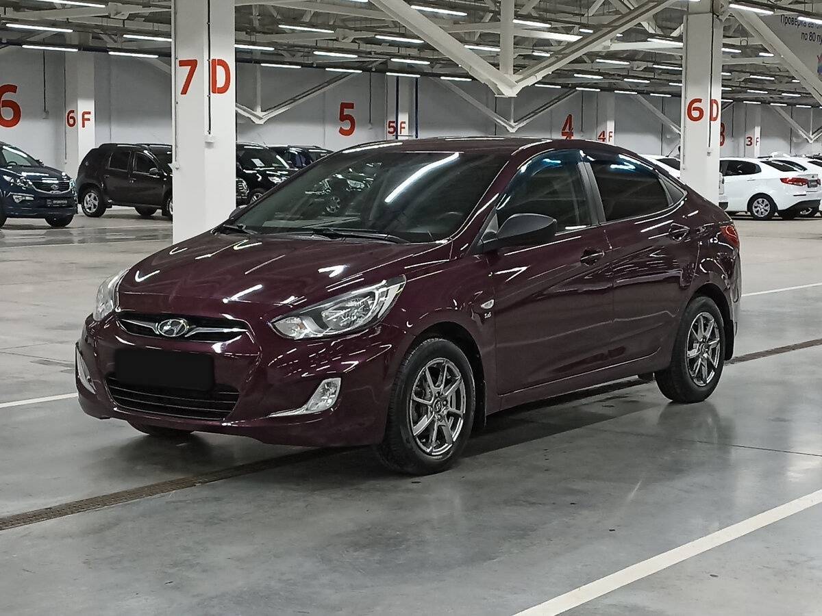 Hyundai Solaris с пробегом — 2013 год. Посмотреть фото