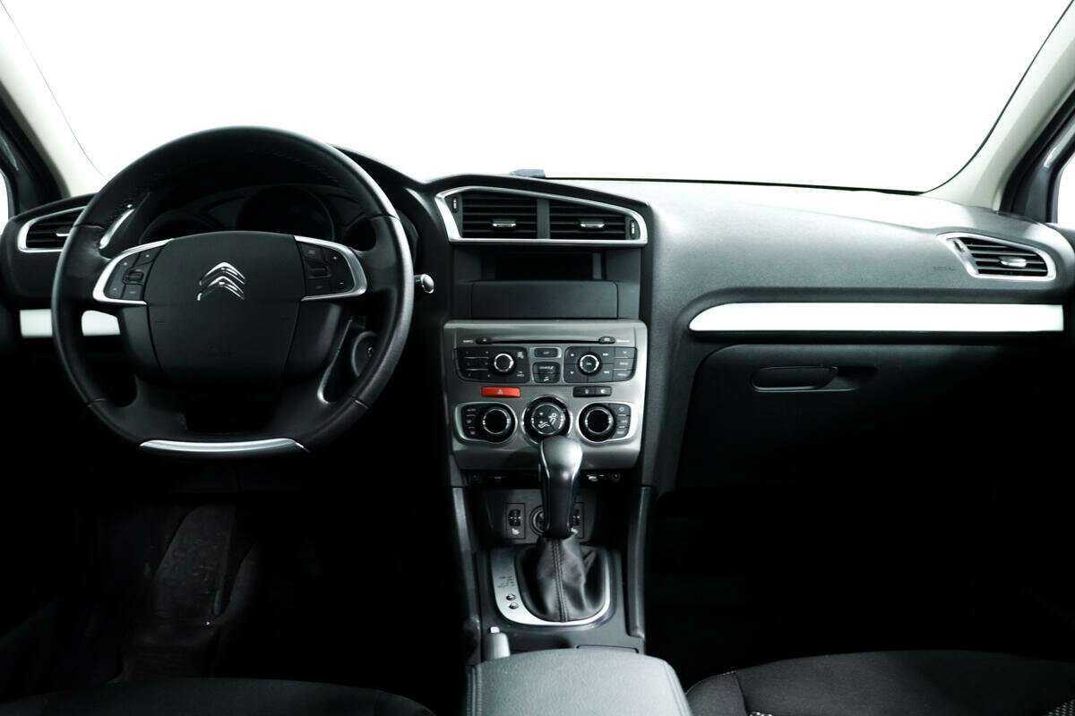Citroen C4 с пробегом — 2020 год. Фото: #10