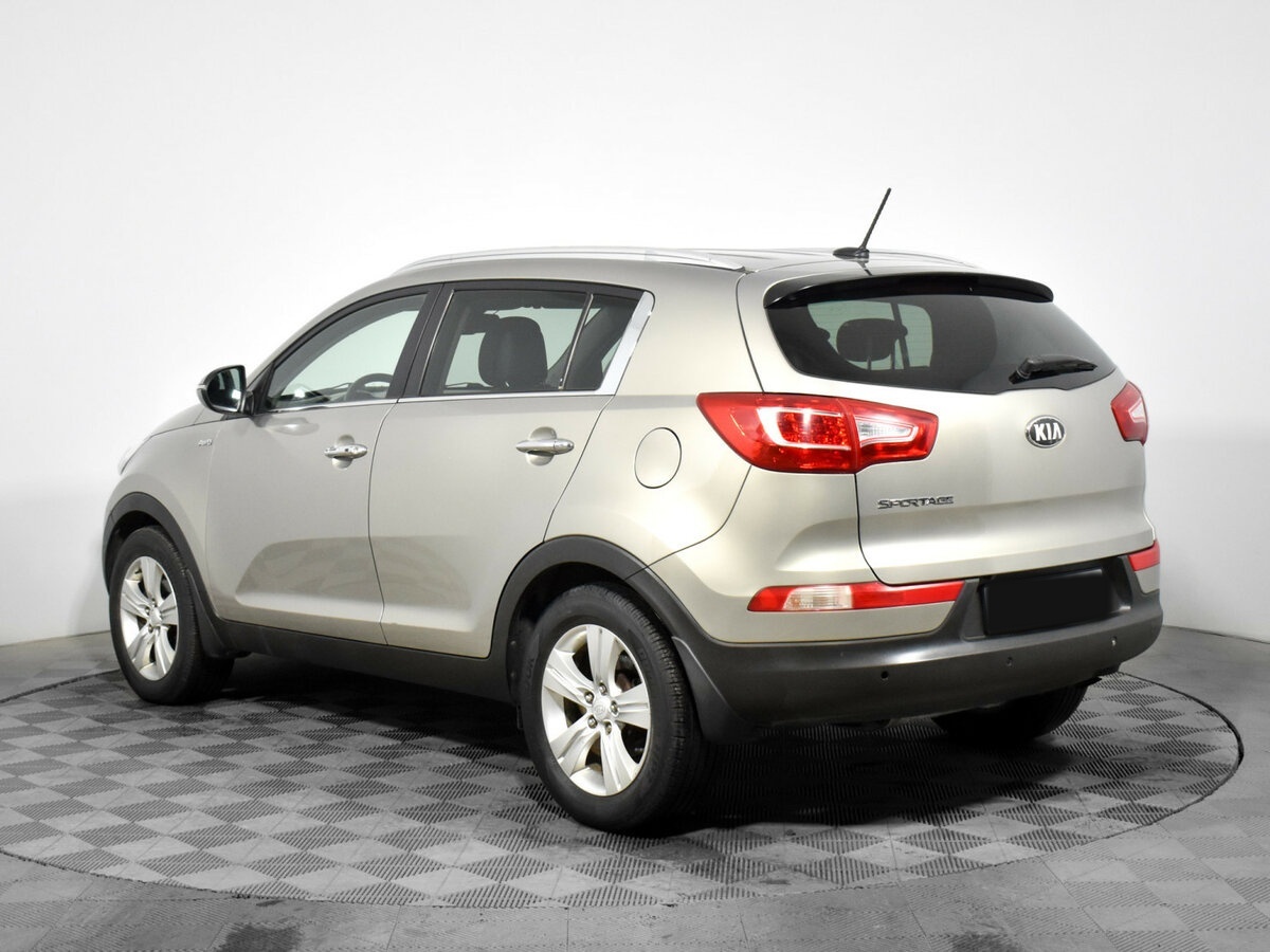 Kia Sportage с пробегом — 2013 год. Фото: #6