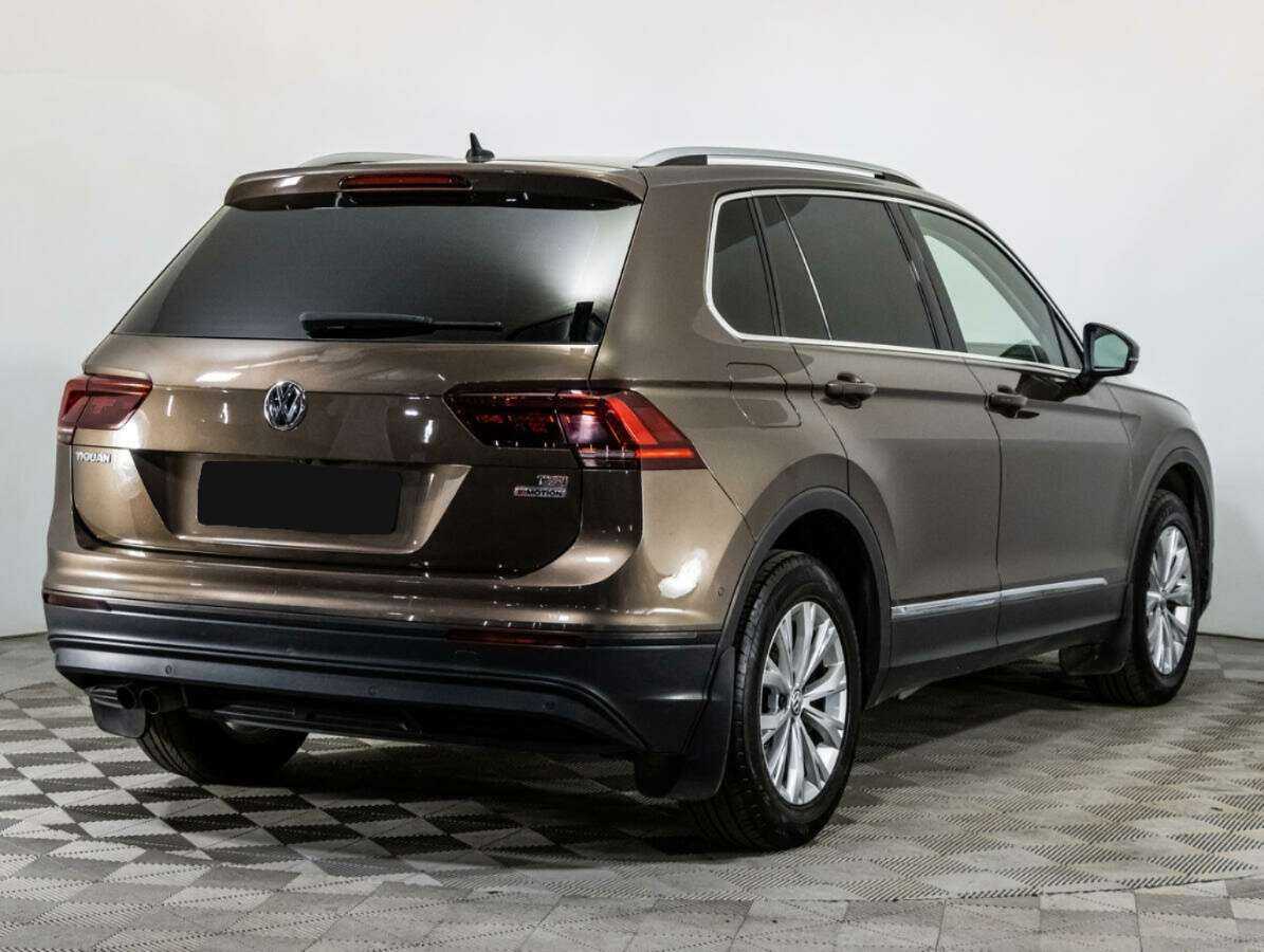 Volkswagen Tiguan с пробегом — 2017 год. Фото: #4