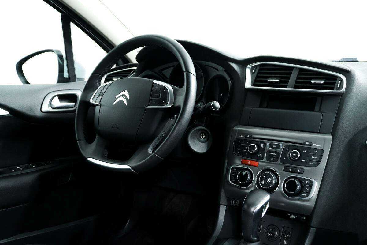 Citroen C4 с пробегом — 2020 год. Фото: #8