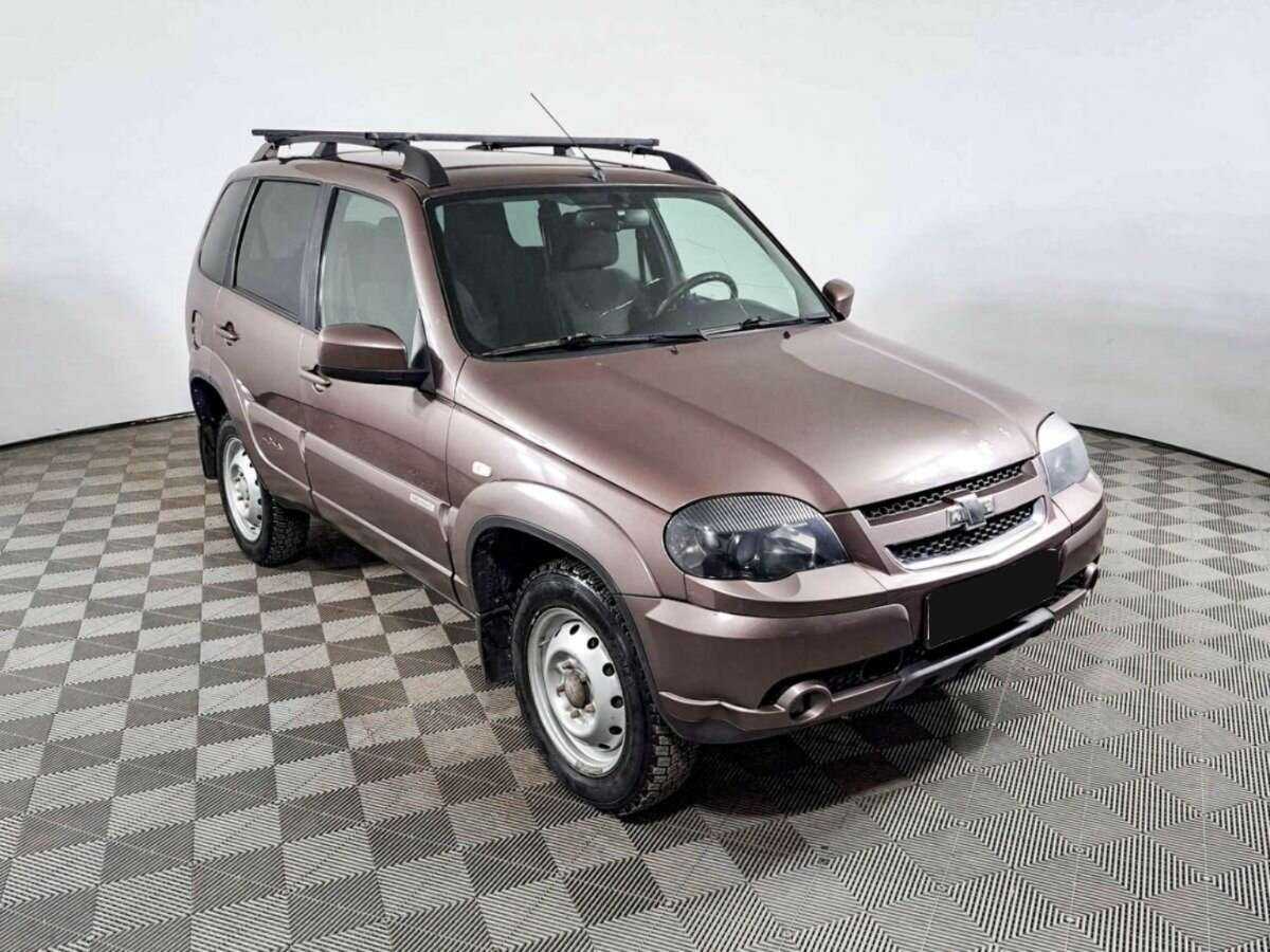 Chevrolet Niva с пробегом — 2017 год. Фото: #2