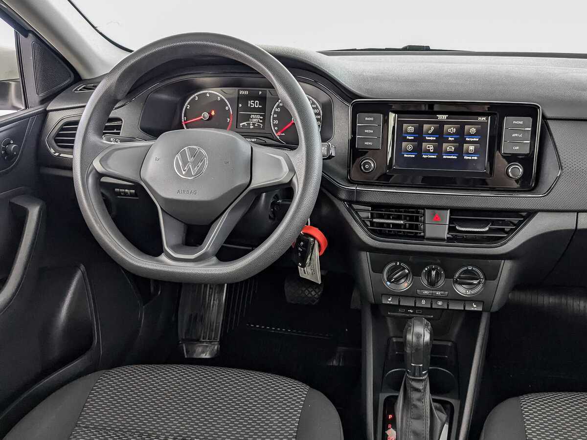 Volkswagen Polo с пробегом — 2020 год. Фото: #20