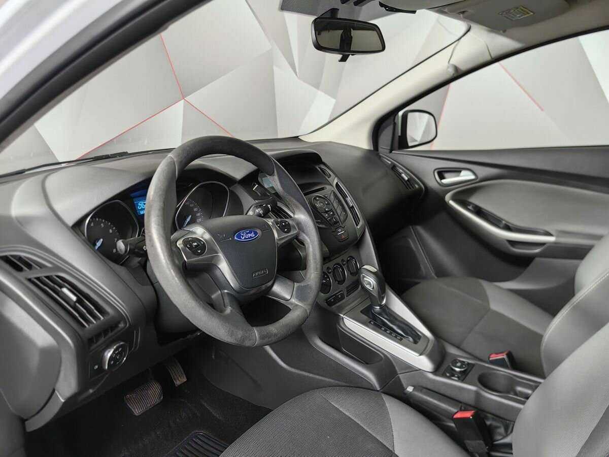 Ford Focus с пробегом — 2014 год. Фото: #12