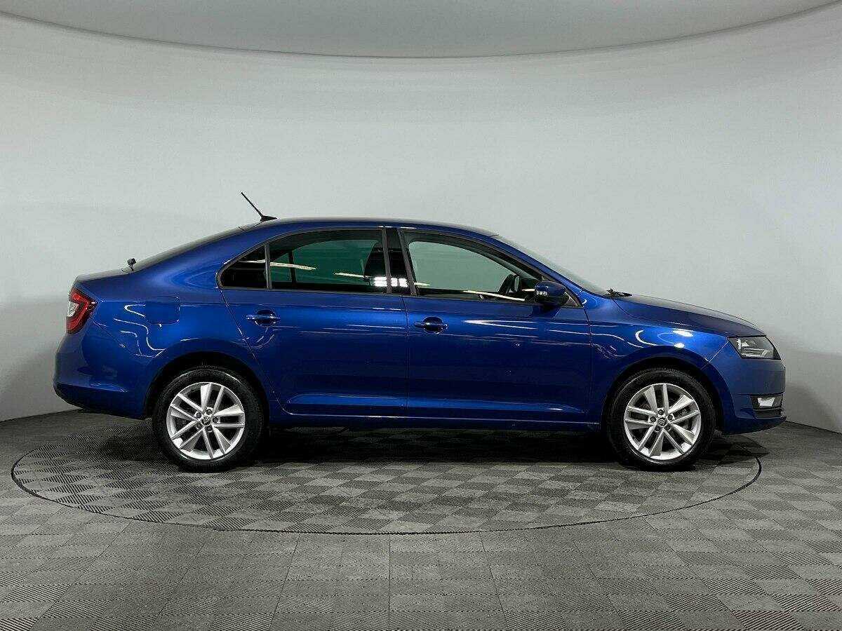 Skoda Rapid с пробегом — 2019 год. Фото: #3