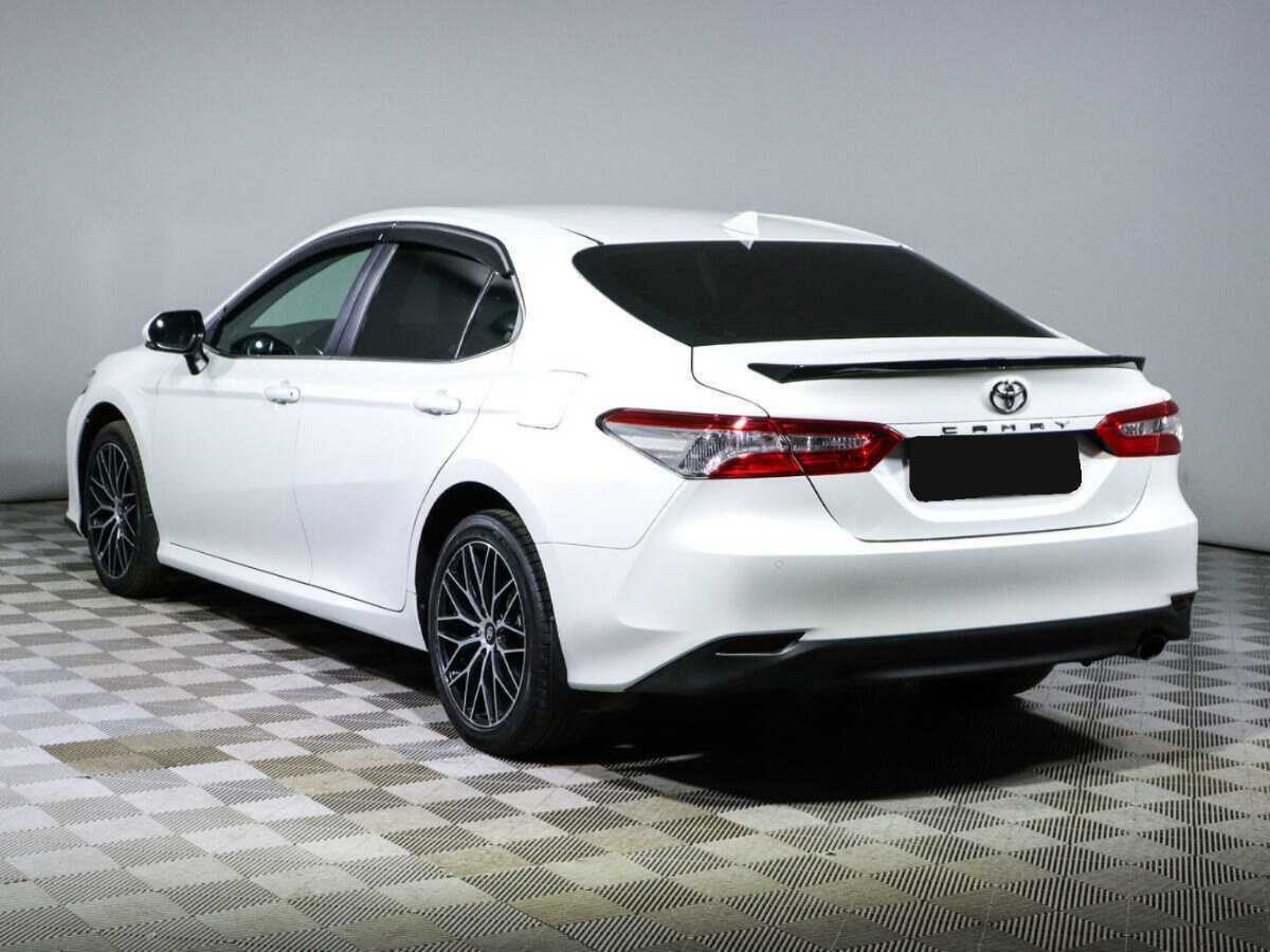 Toyota Camry с пробегом — 2020 год. Фото: #5
