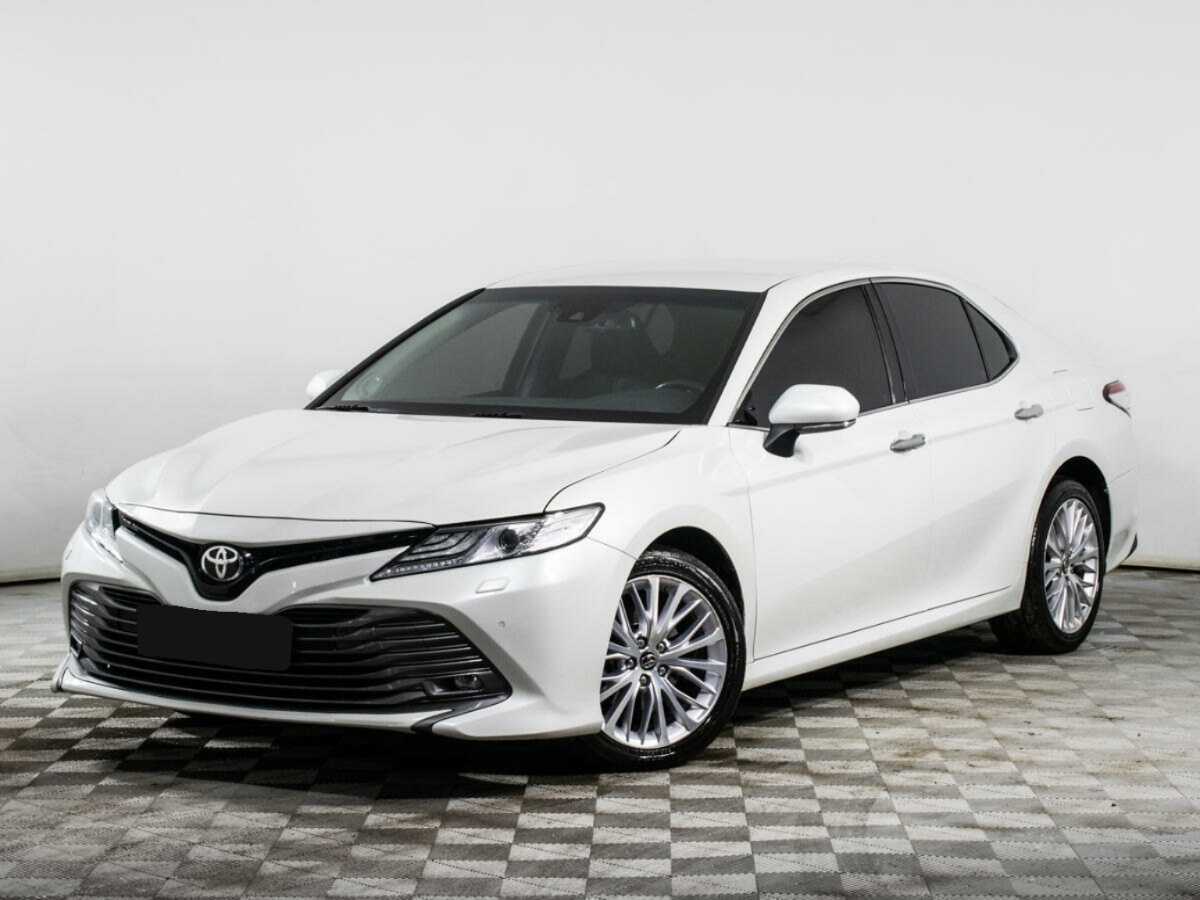 Toyota Camry с пробегом — 2019 год. Фото: #0