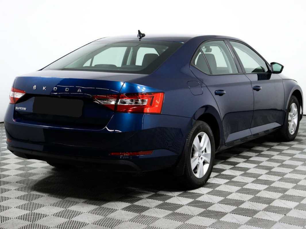 Skoda Superb с пробегом — 2020 год. Фото: #4
