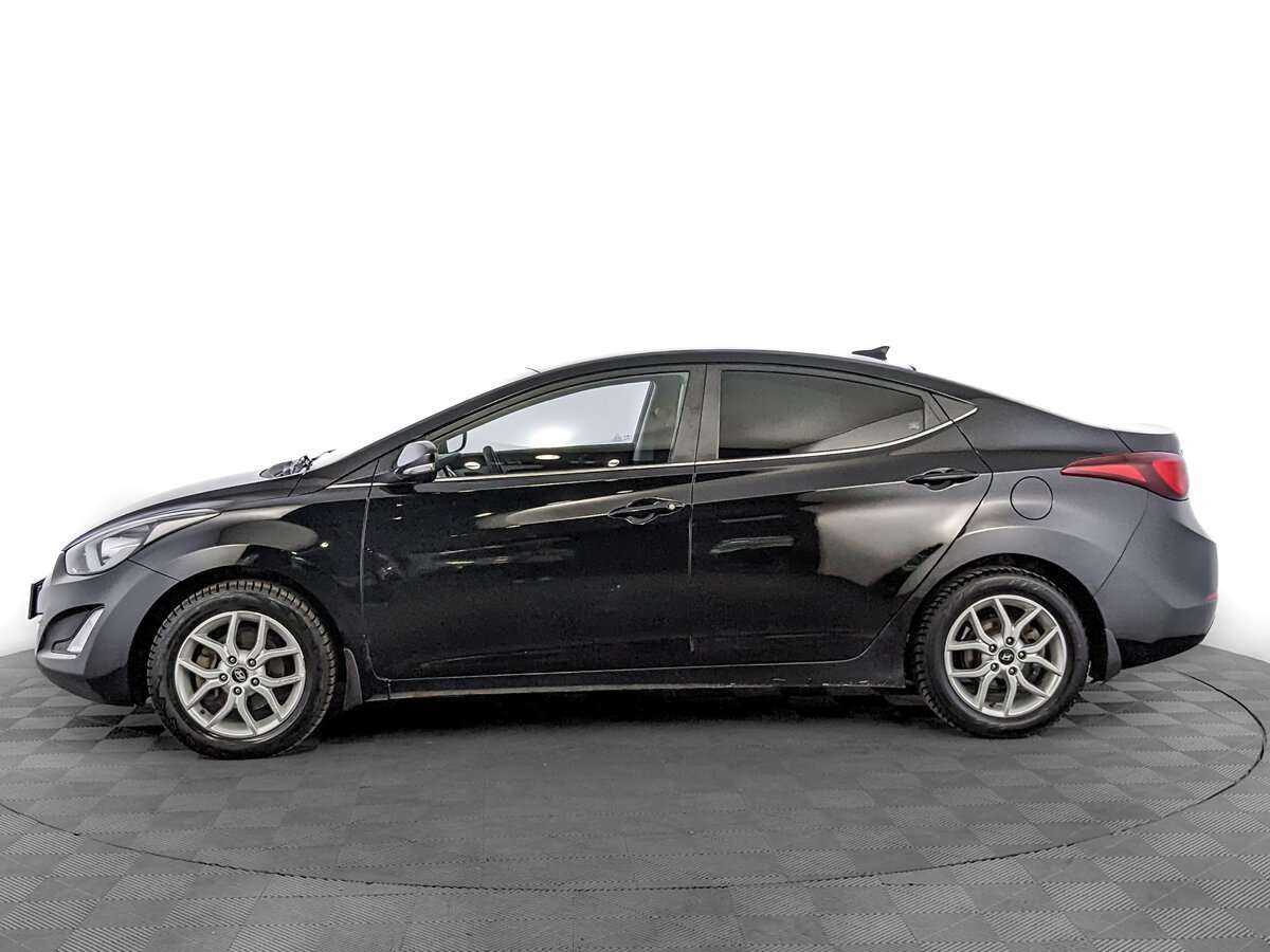 Hyundai Elantra с пробегом — 2014 год. Фото: #7