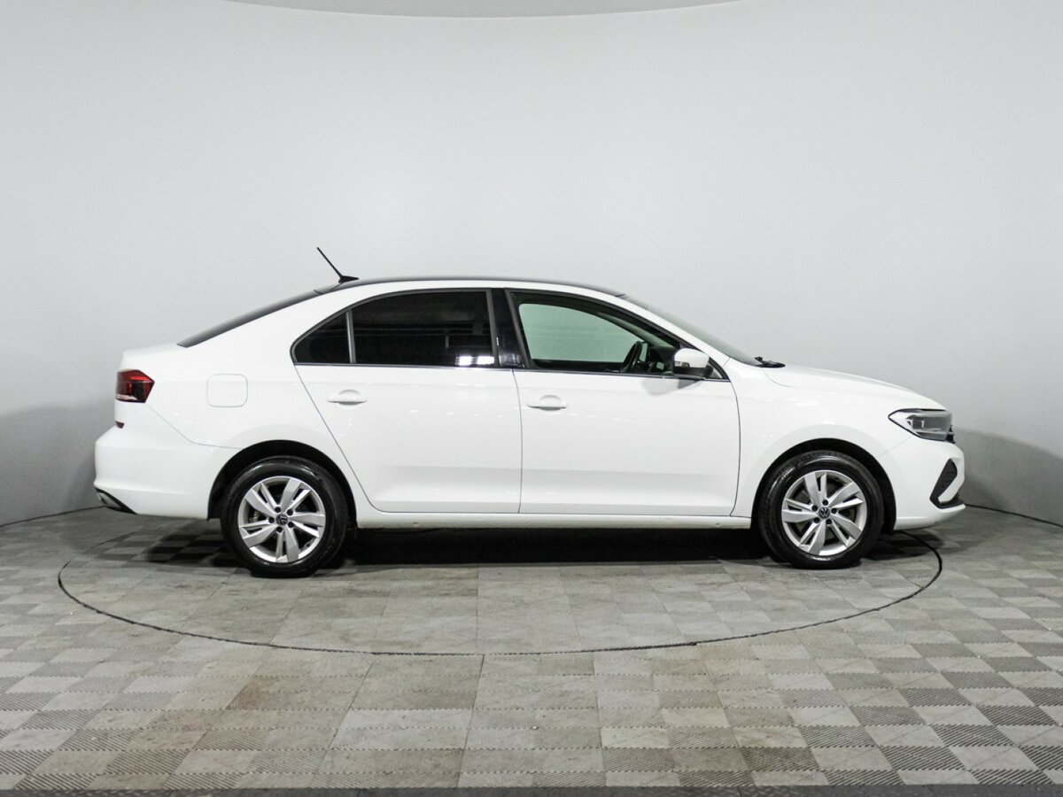 Volkswagen Polo с пробегом — 2020 год. Фото: #3