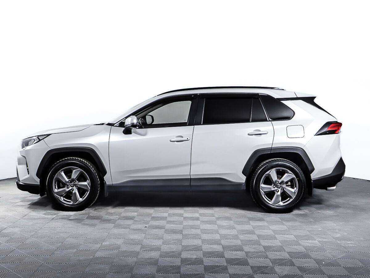 Toyota RAV4 с пробегом — 2020 год. Фото: #7
