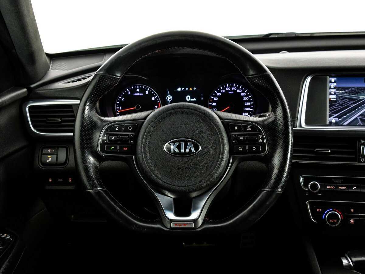 Kia Optima с пробегом — 2017 год. Фото: #9