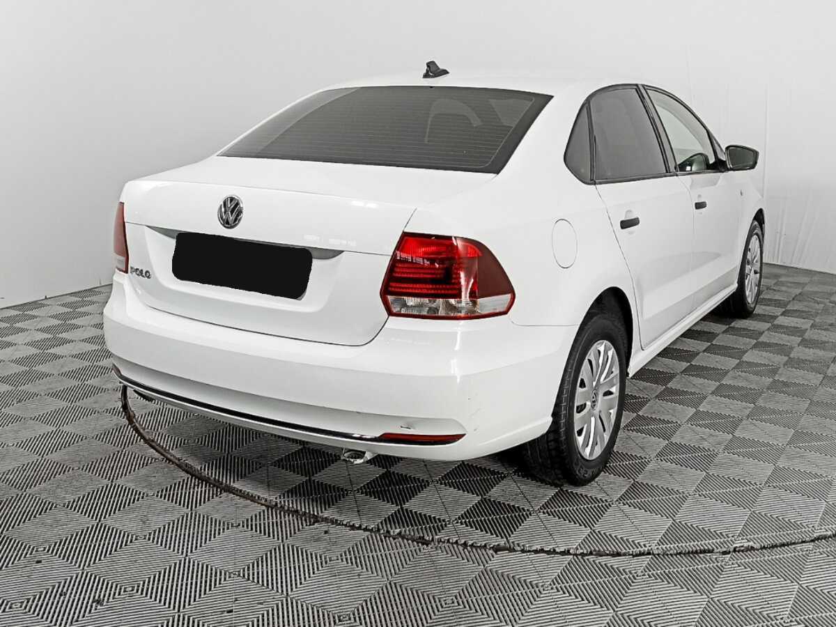 Volkswagen Polo с пробегом — 2019 год. Фото: #4