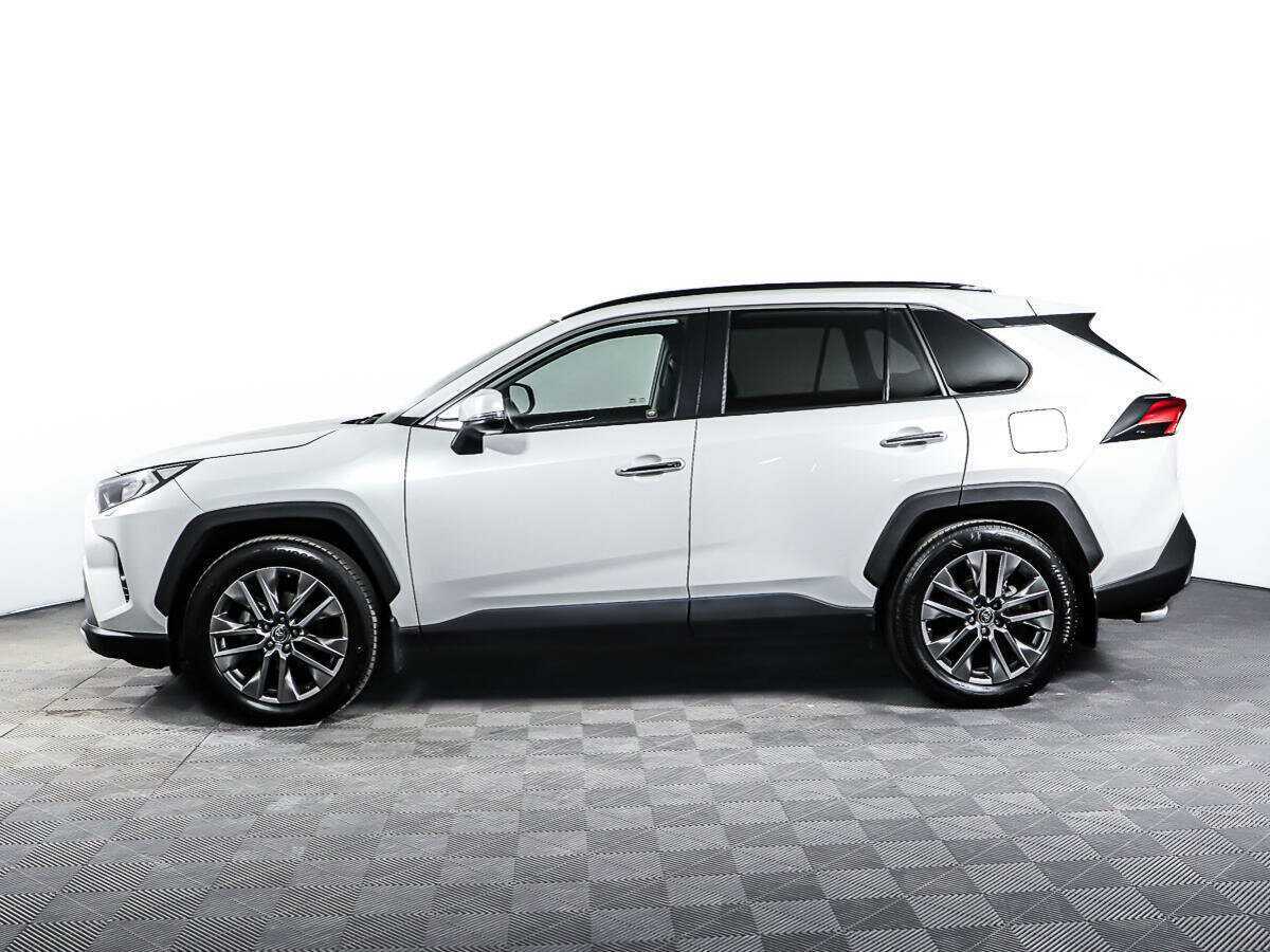 Toyota RAV4 с пробегом — 2020 год. Фото: #7