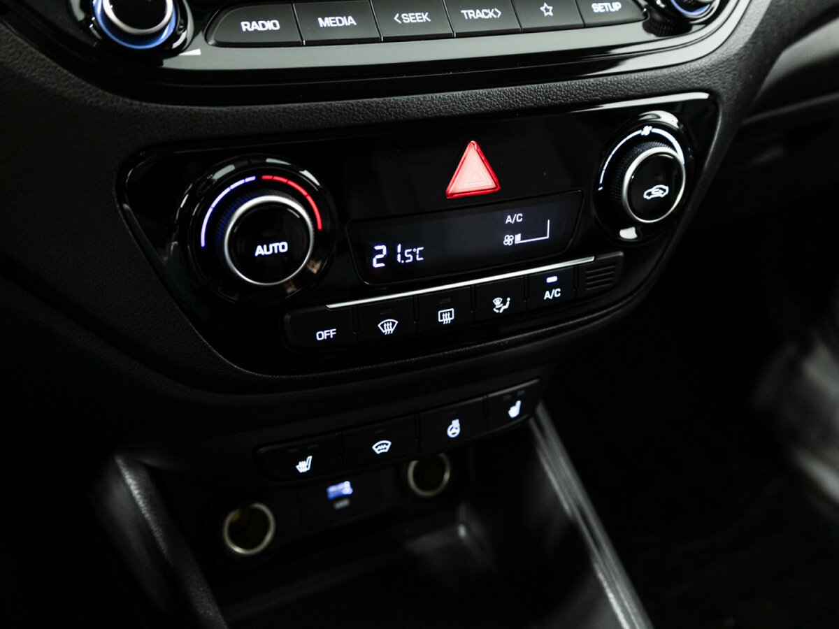 Hyundai Solaris с пробегом — 2021 год. Фото: #14