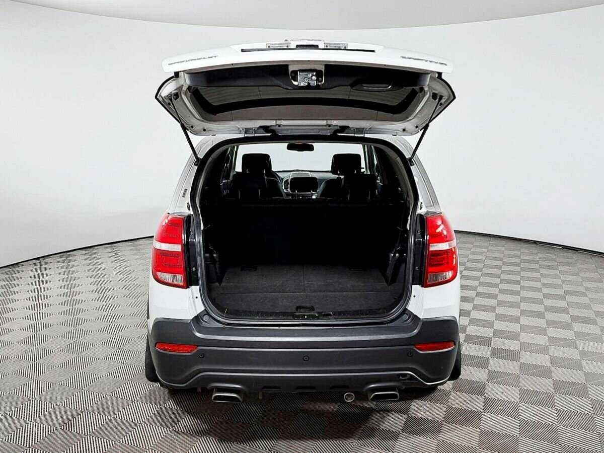 Chevrolet Captiva с пробегом — 2014 год. Фото: #9