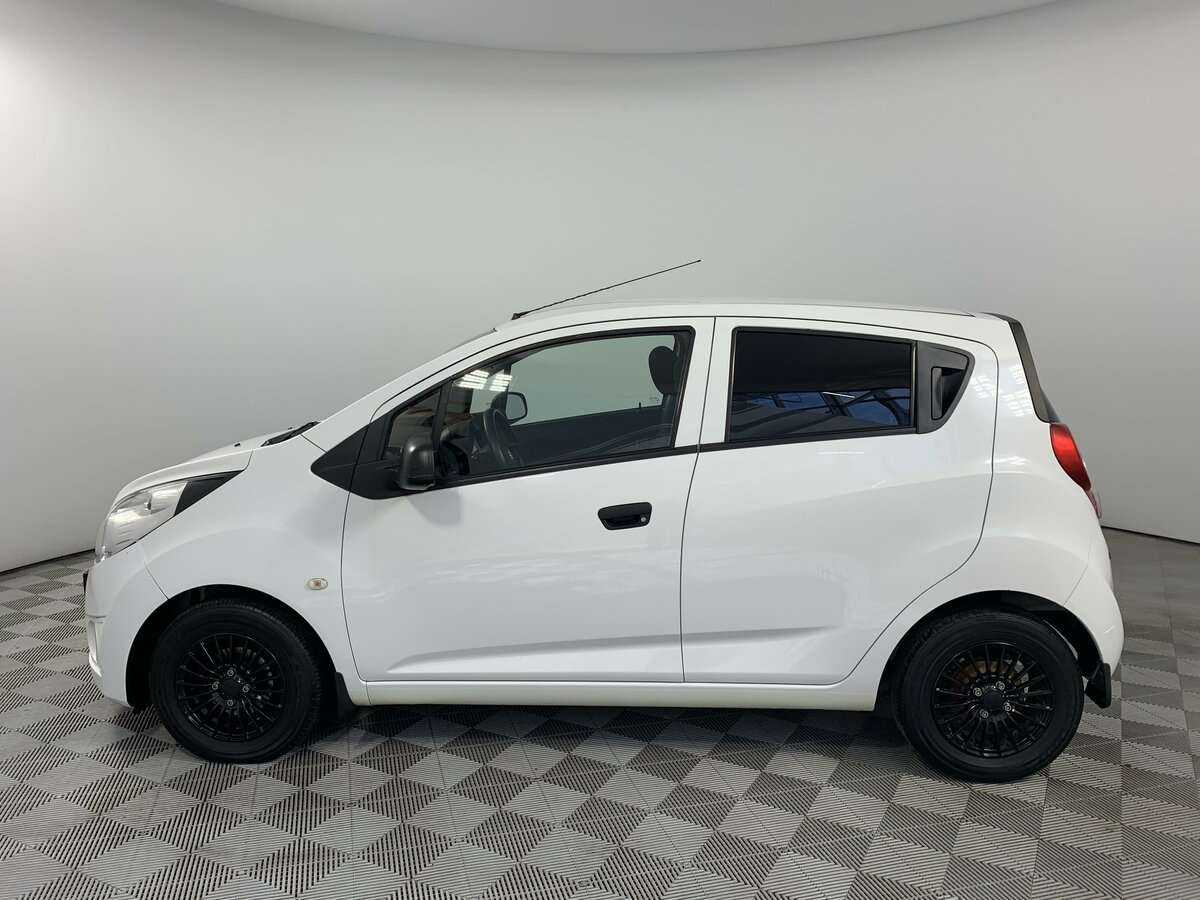 Chevrolet Spark с пробегом — 2013 год. Фото: #7