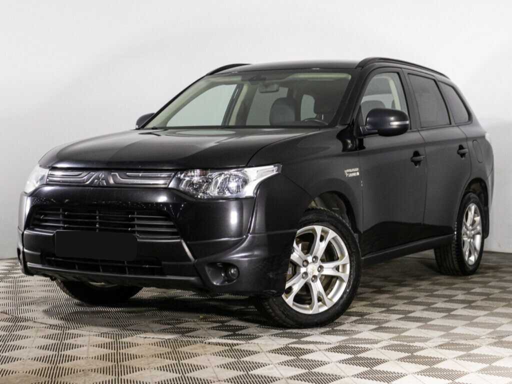 Mitsubishi Outlander с пробегом — 2013 год. Фото: #0
