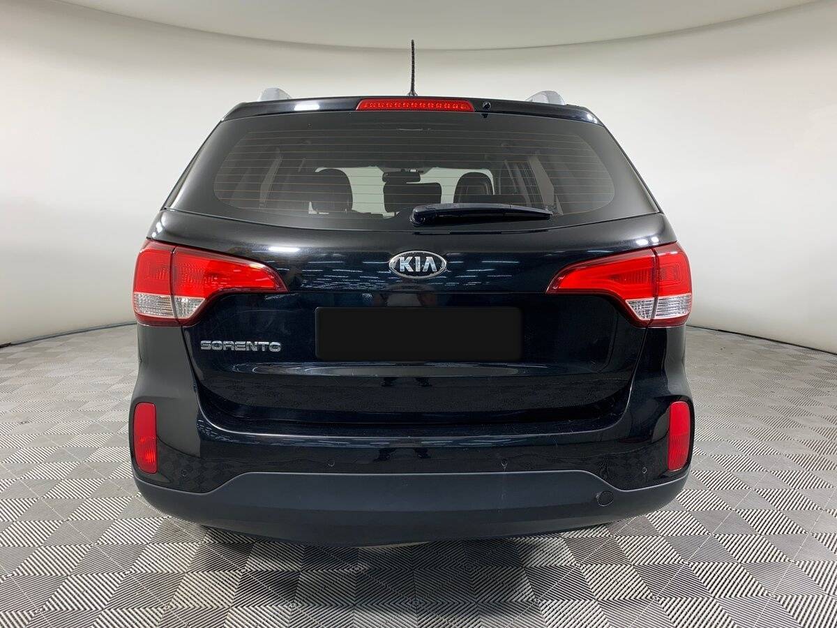 Kia Sorento с пробегом — 2014 год. Фото: #5