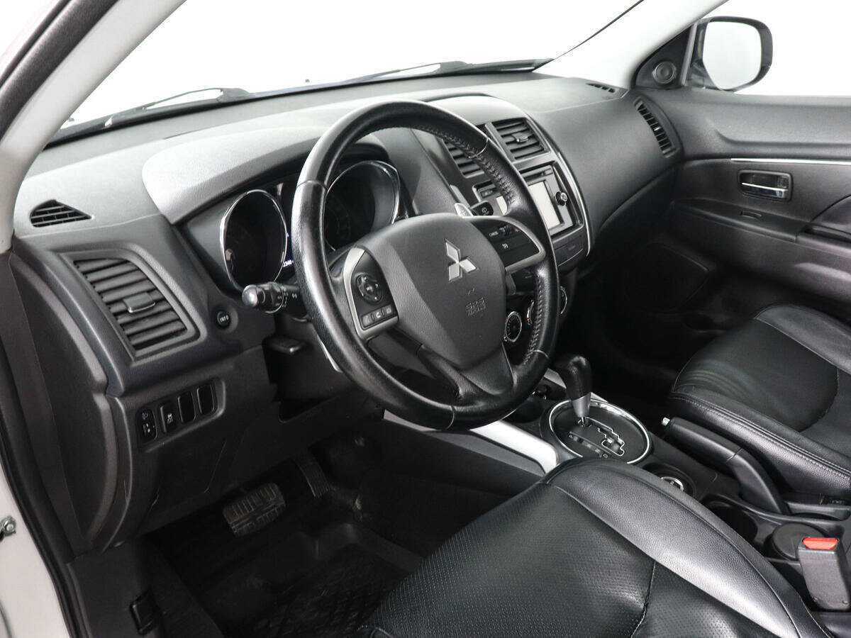 Mitsubishi ASX с пробегом — 2013 год. Фото: #8