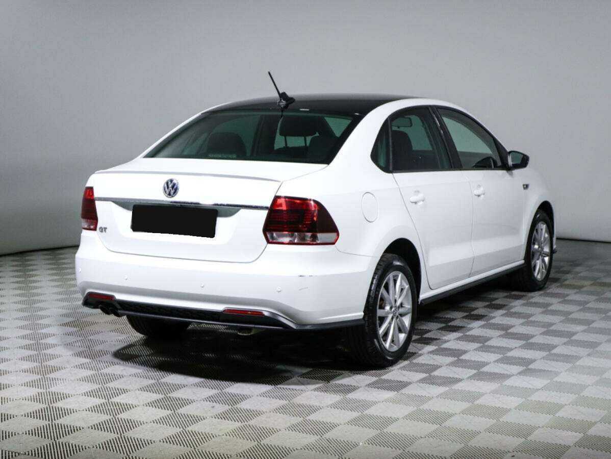 Volkswagen Polo с пробегом — 2017 год. Фото: #4
