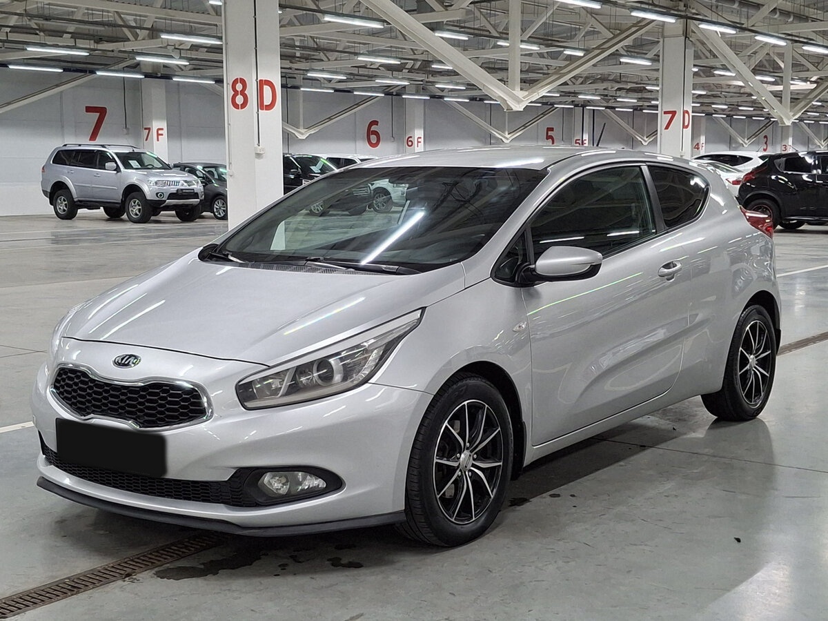 Kia Ceed с пробегом — 2013 год. Фото: #0