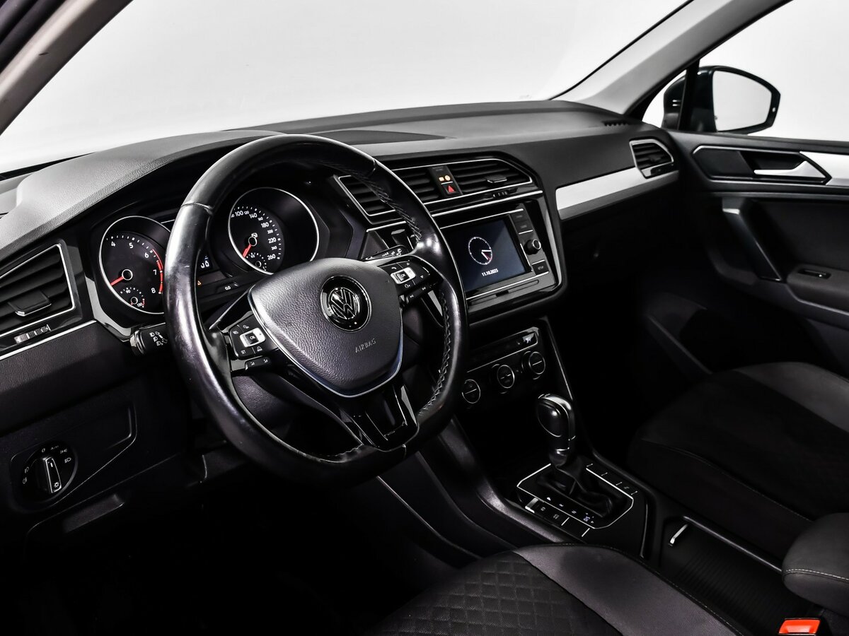 Volkswagen Tiguan с пробегом — 2017 год. Фото: #9