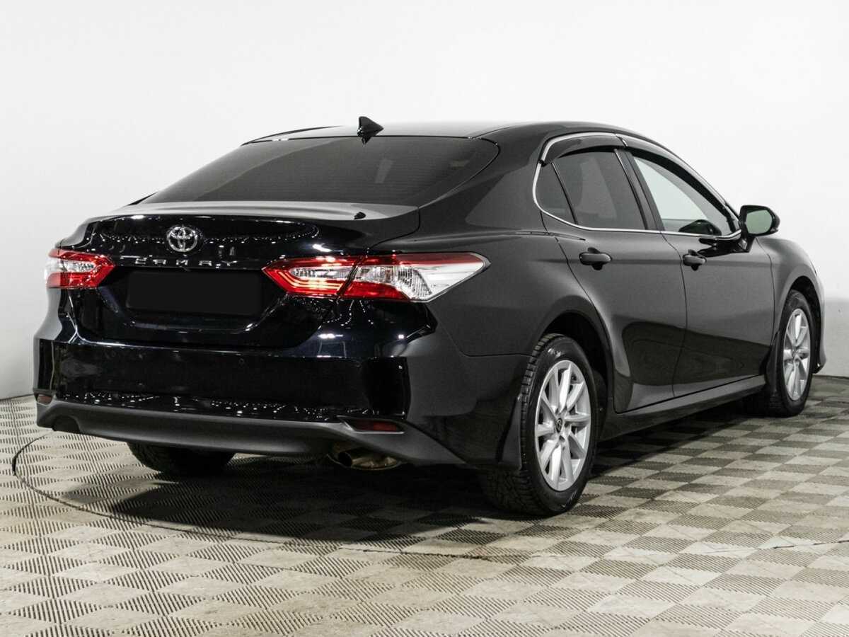Toyota Camry с пробегом — 2022 год. Фото: #4