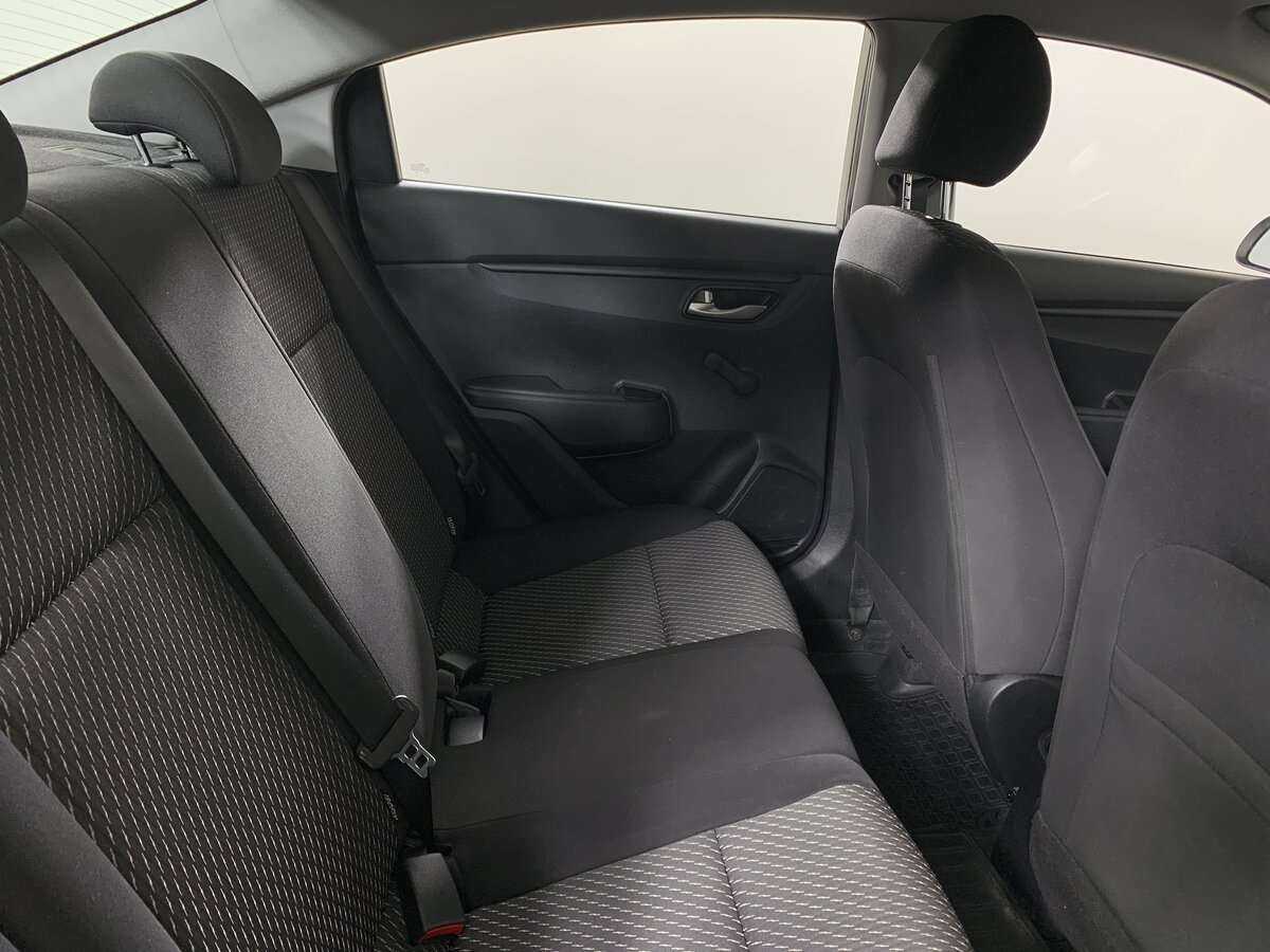 Kia Rio с пробегом — 2019 год. Фото: #14