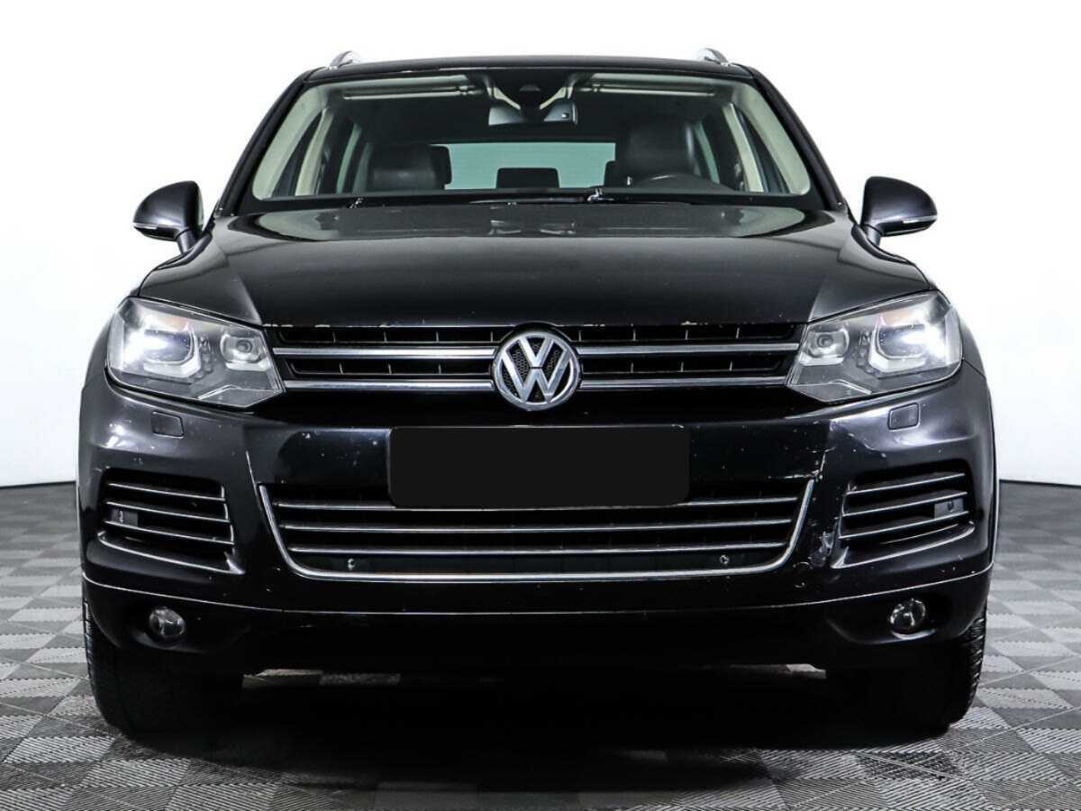Volkswagen Touareg с пробегом — 2013 год. Фото: #1