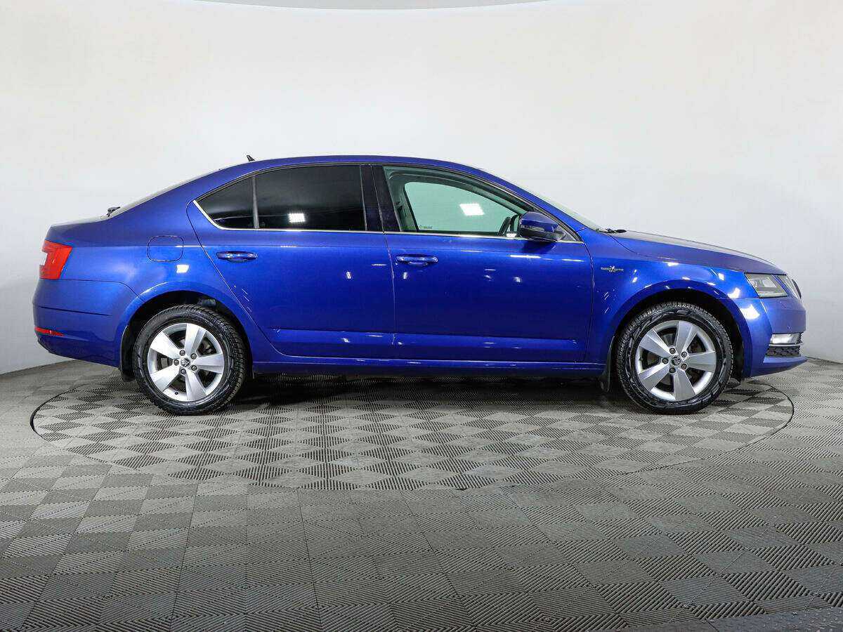 Skoda Octavia с пробегом — 2020 год. Фото: #3