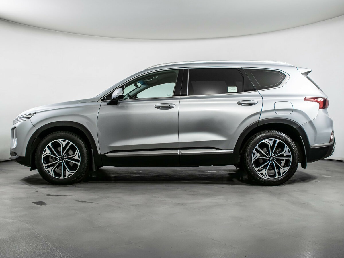 Hyundai Santa Fe с пробегом — 2018 год. Фото: #7