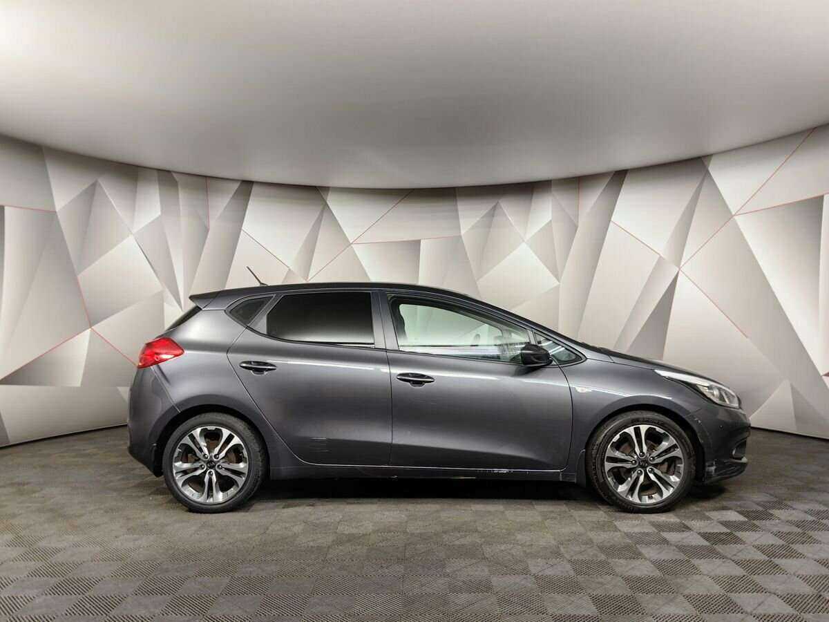 Kia Ceed с пробегом — 2014 год. Фото: #5