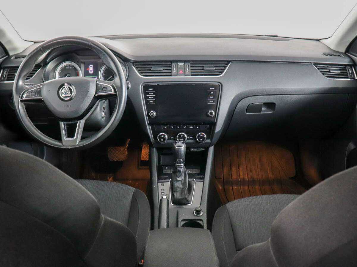 Skoda Octavia с пробегом — 2017 год. Фото: #9