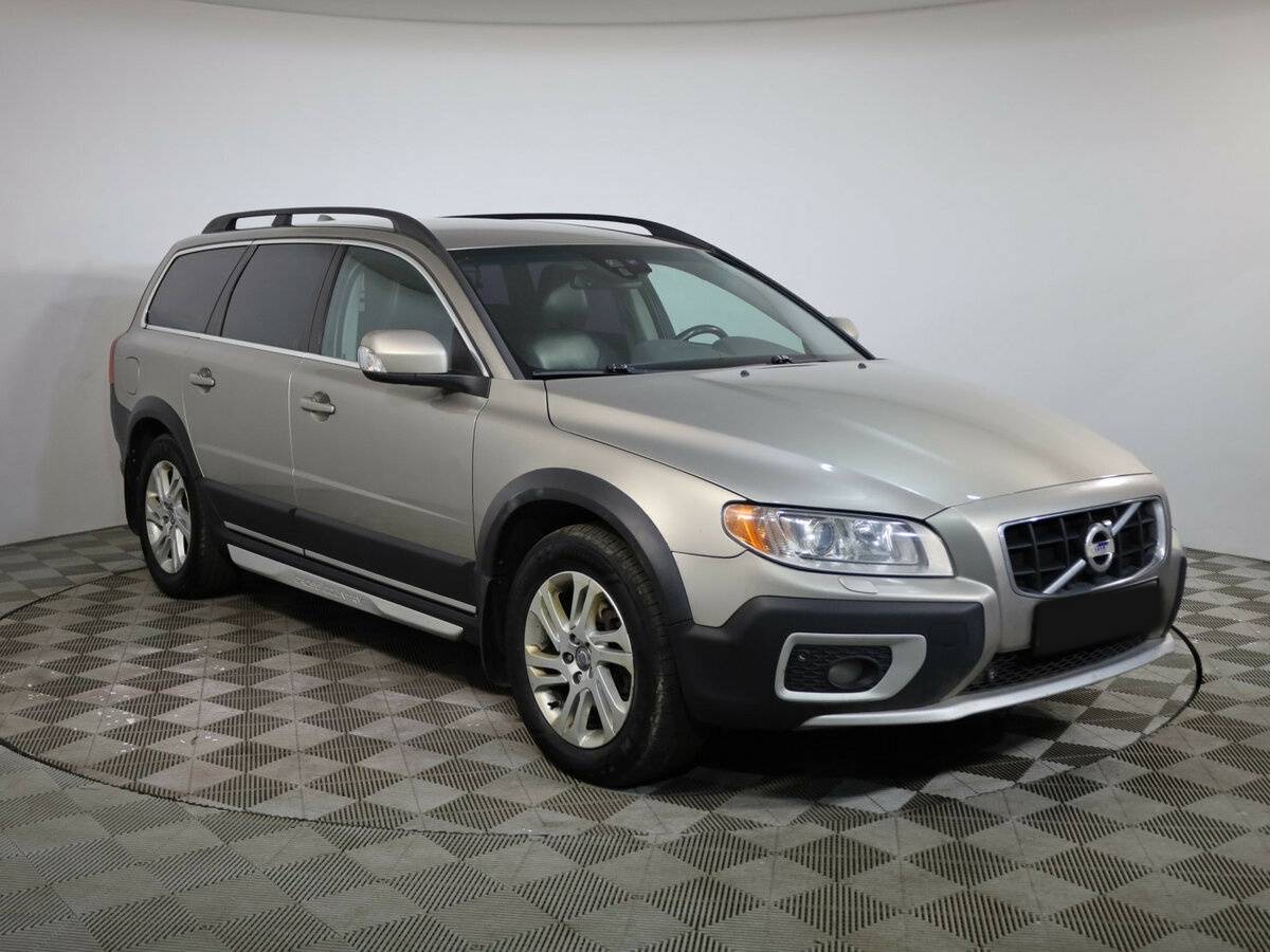 Volvo XC70 с пробегом — 2012 год. Фото: #2