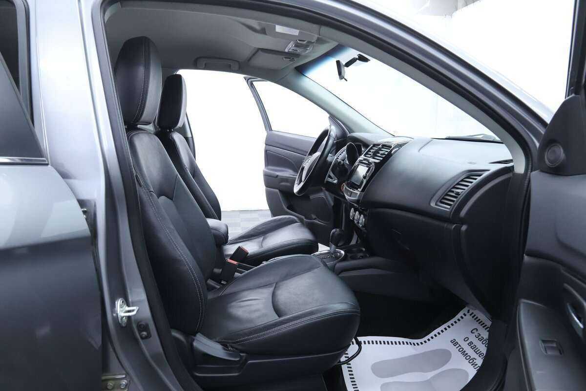 Mitsubishi ASX с пробегом — 2015 год. Фото: #13