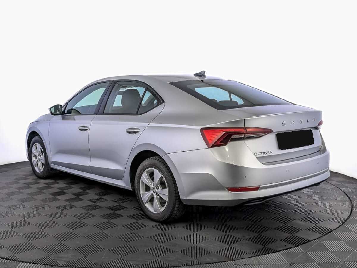 Skoda Octavia с пробегом — 2021 год. Фото: #6