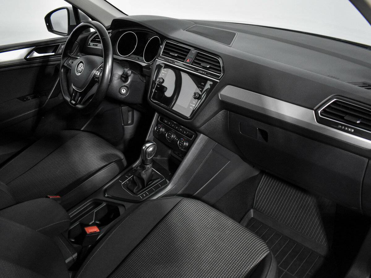 Volkswagen Tiguan с пробегом — 2019 год. Фото: #11
