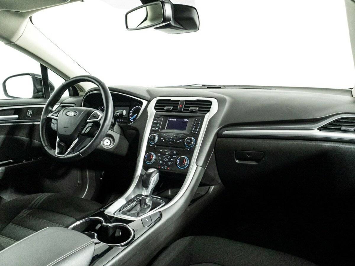 Ford Mondeo с пробегом — 2015 год. Фото: #8