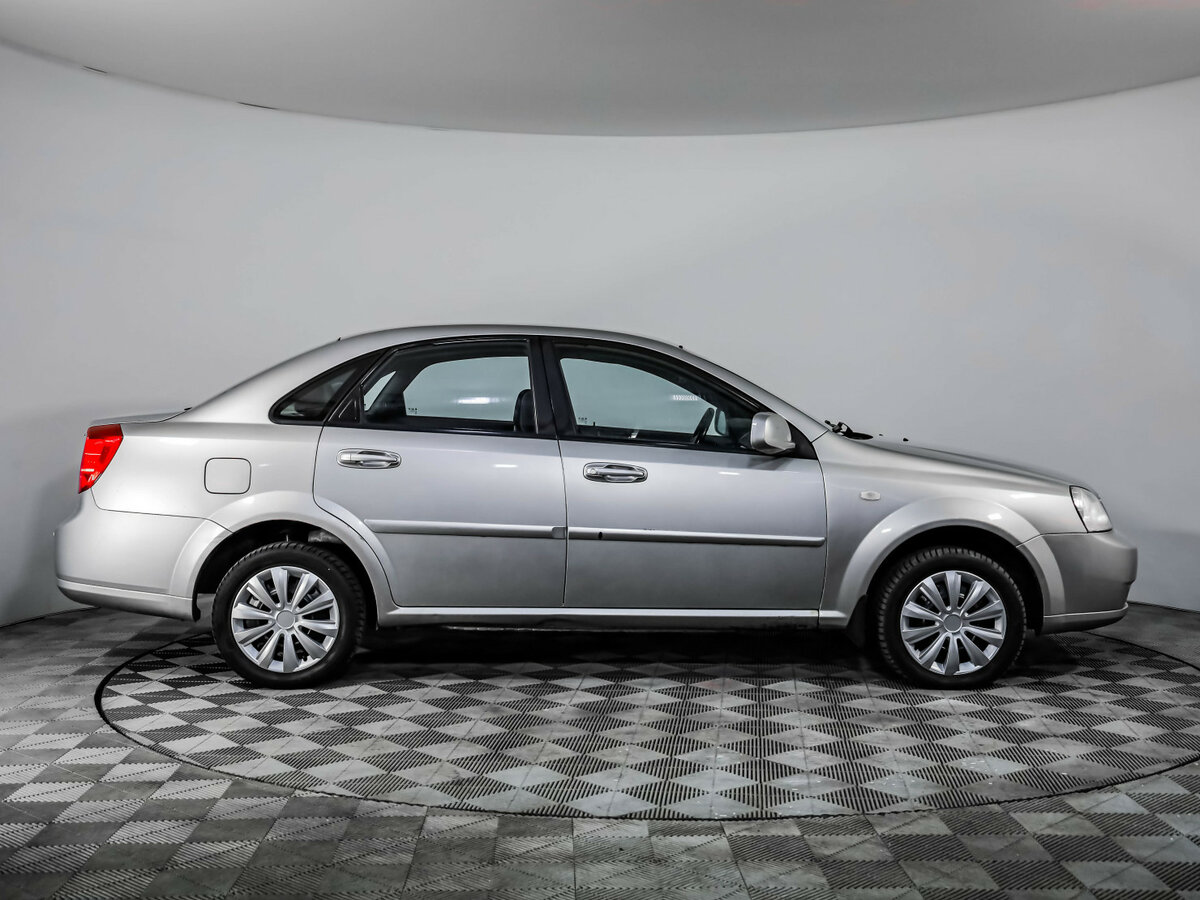 Chevrolet Lacetti с пробегом — 2012 год. Фото: #3