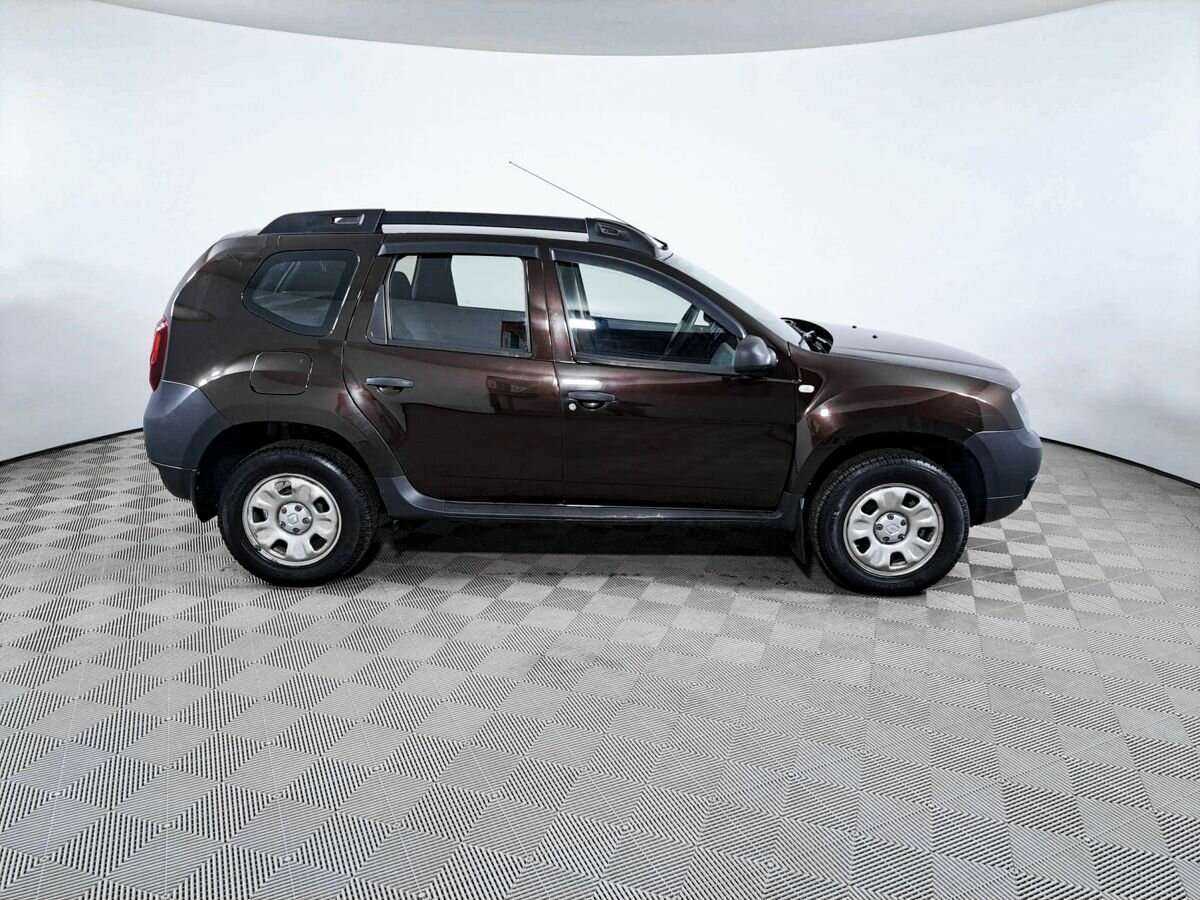 Renault Duster с пробегом — 2017 год. Фото: #3