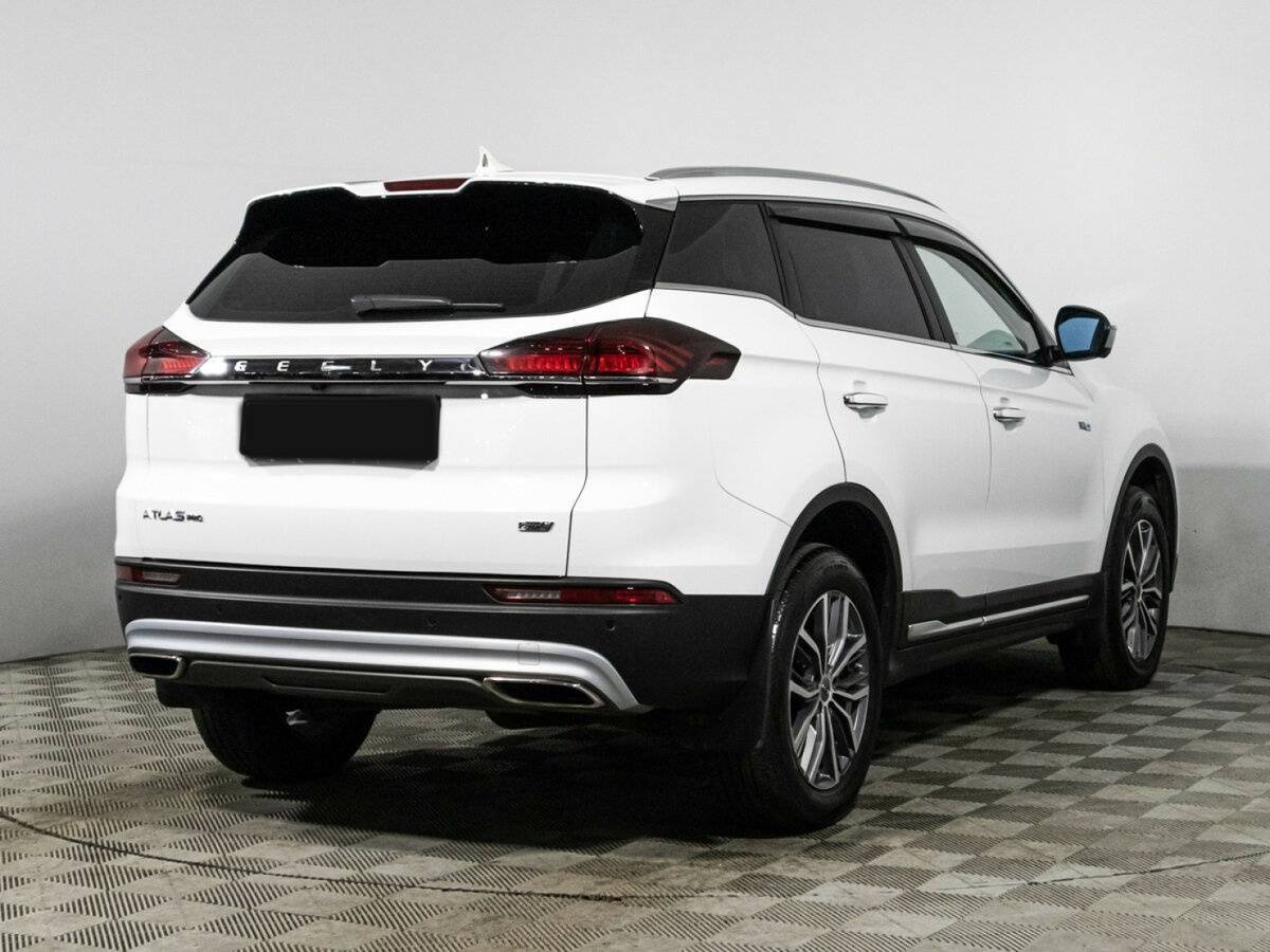 Geely Atlas Pro с пробегом — 2023 год. Фото: #4