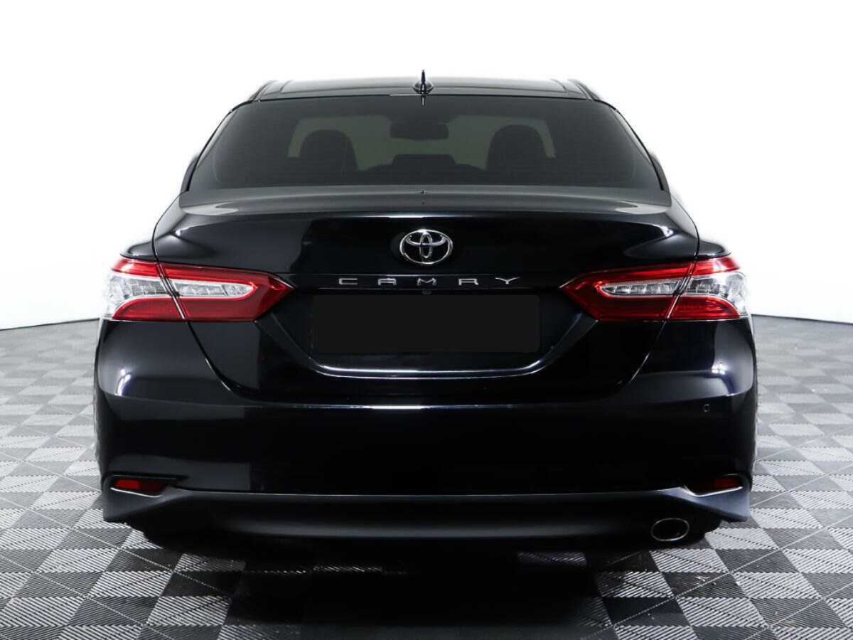 Toyota Camry с пробегом — 2020 год. Фото: #5