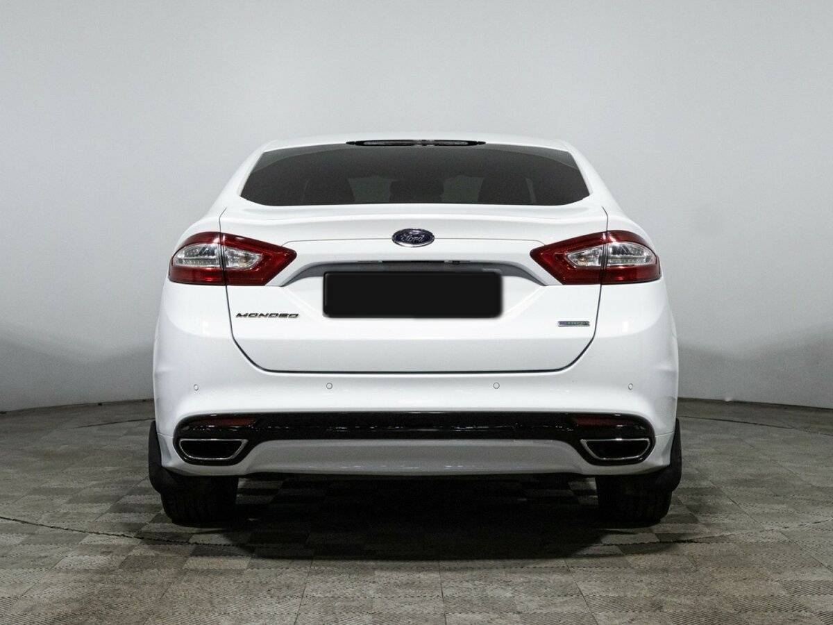 Ford Mondeo с пробегом — 2015 год. Фото: #4